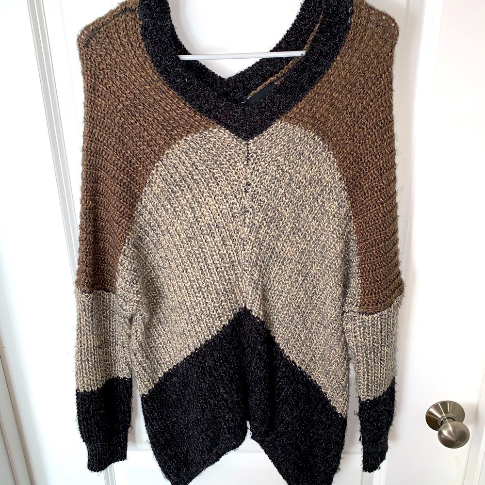 La Fee Verte Long Sleeve Sweater